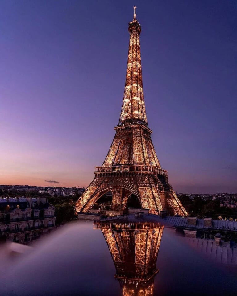 See the Eiffel Tower sparkle